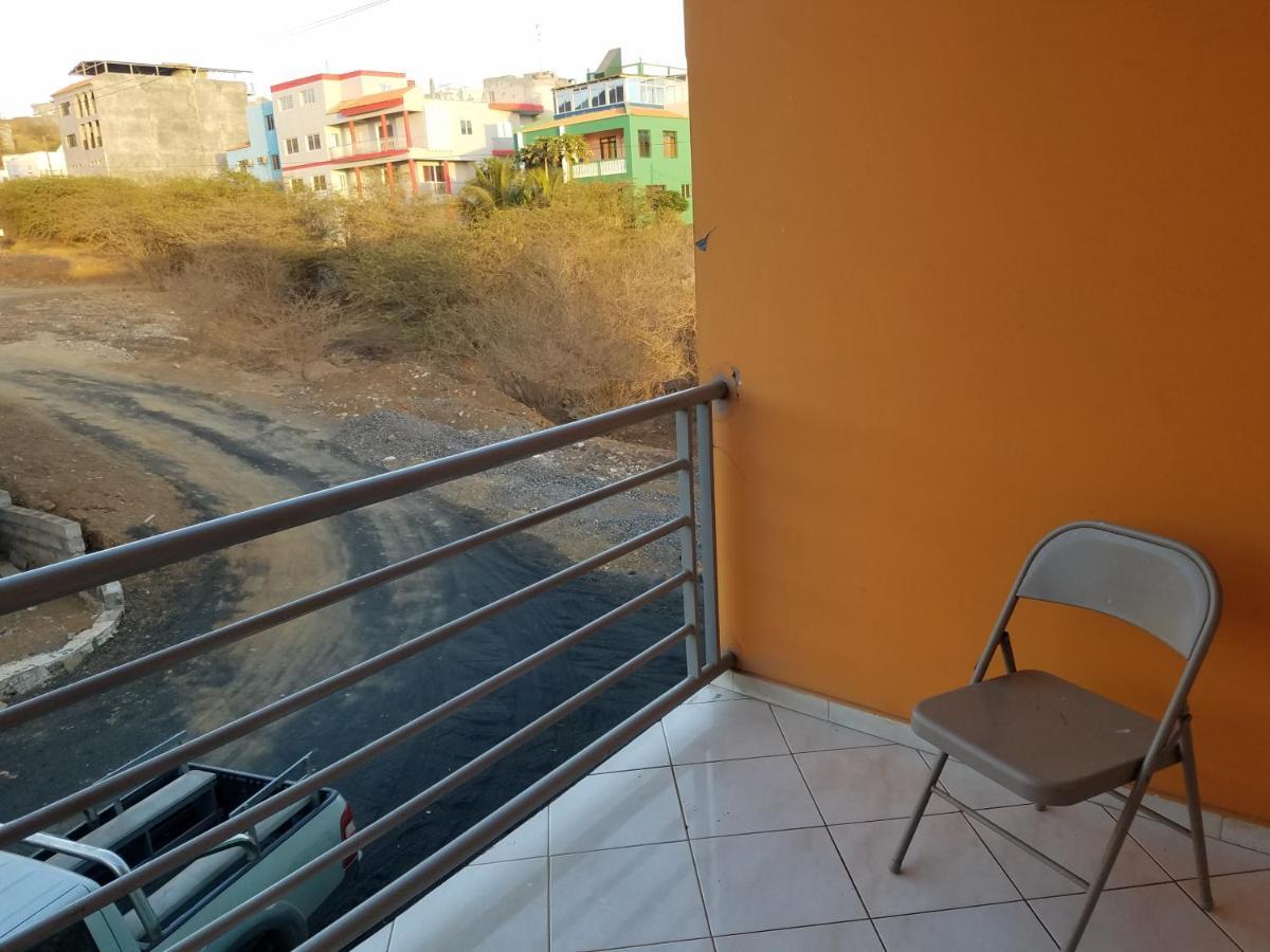 Chez Albino Guest House Sao Filipe Bagian luar foto
